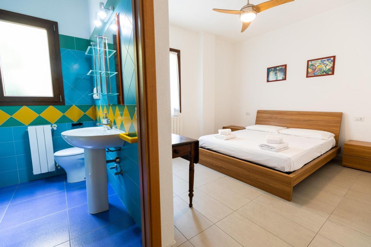 Theo'S Rooms Olbia Bagian luar foto