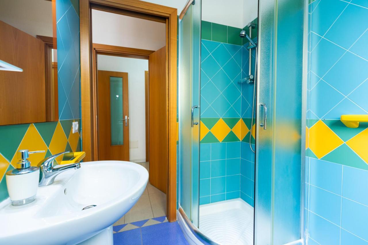Theo'S Rooms Olbia Bagian luar foto
