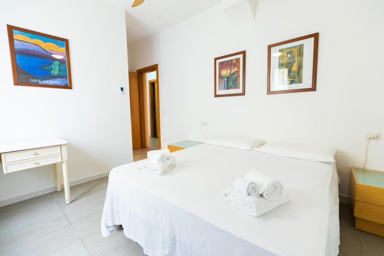 Theo'S Rooms Olbia Bagian luar foto