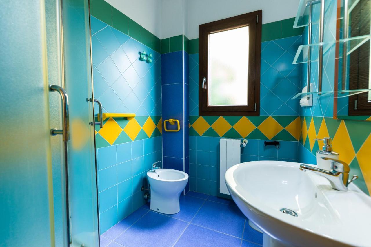 Theo'S Rooms Olbia Bagian luar foto